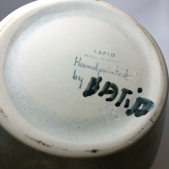SOLD Lapid #181 Vase Signed By Batia Pottery Stoneware Light Blue with Stripes - Picture 5 of 6